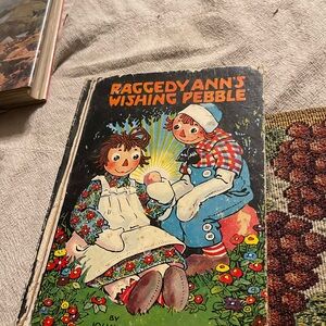 Raggedy Ann's Wishing Pebble by Johnny Gruelle-Hardcover 1960